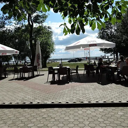 아파트 In Near Szczecin Lagoon *